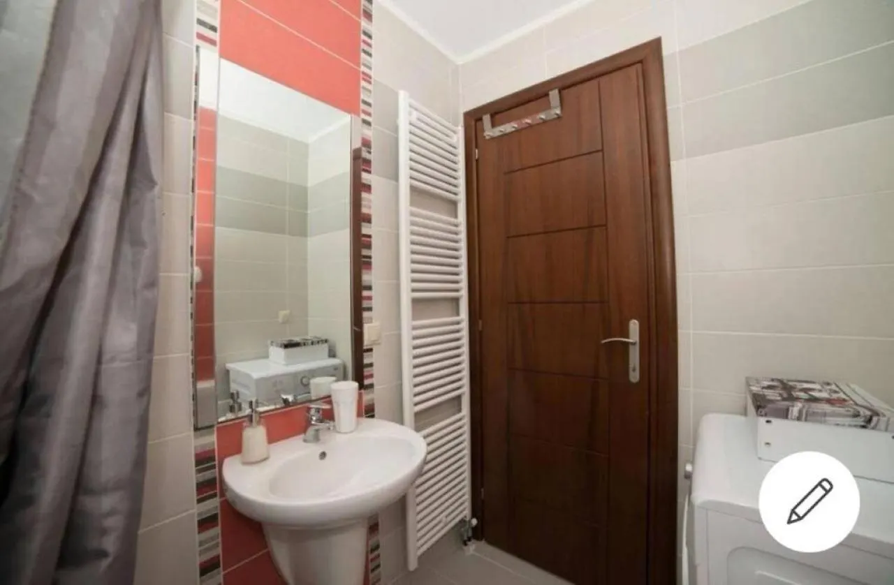 Significant View, Close To Center Heraklion With Parking Apartment